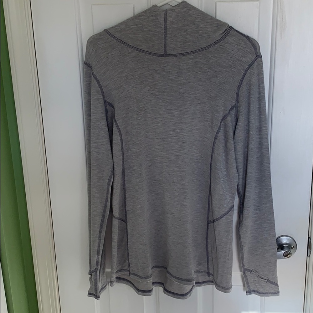 Long sleeve gray pullover size medium